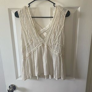 AE sleeveless blouse